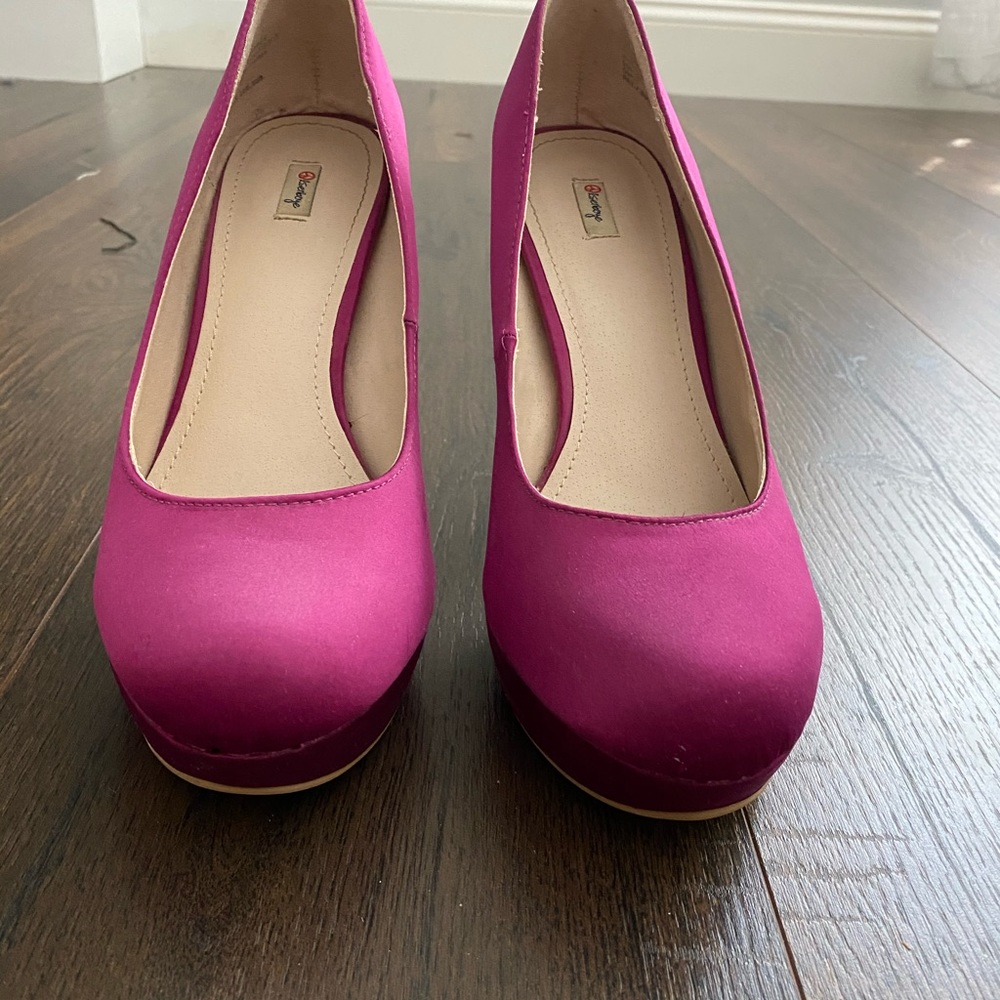 Pink heels only worn a few times